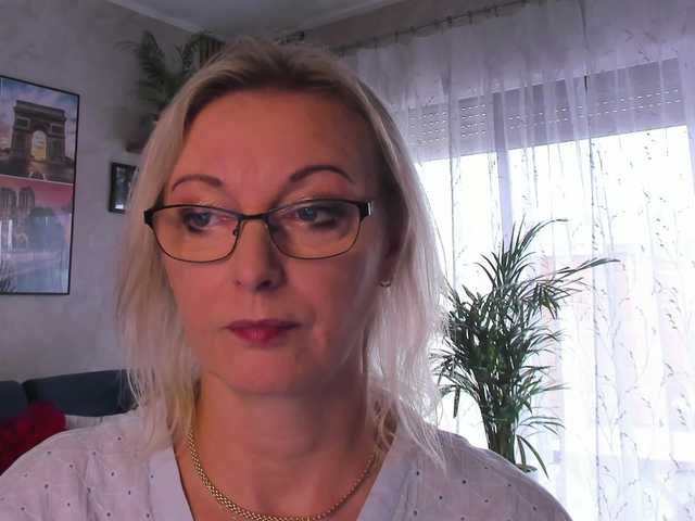 SoftVANESSA live webcam show