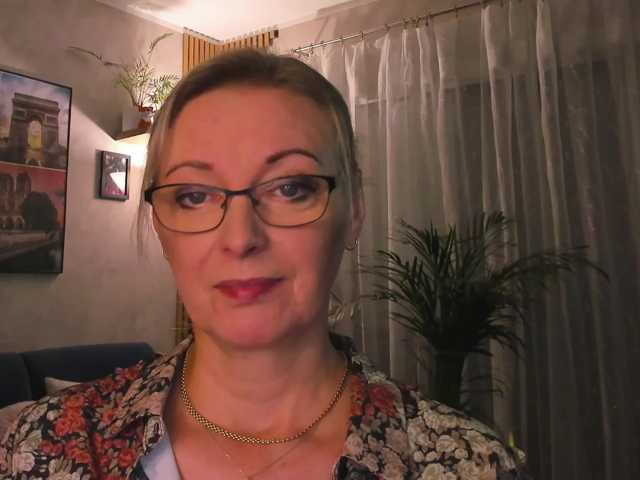 SoftVANESSA live cam on BongaCams
