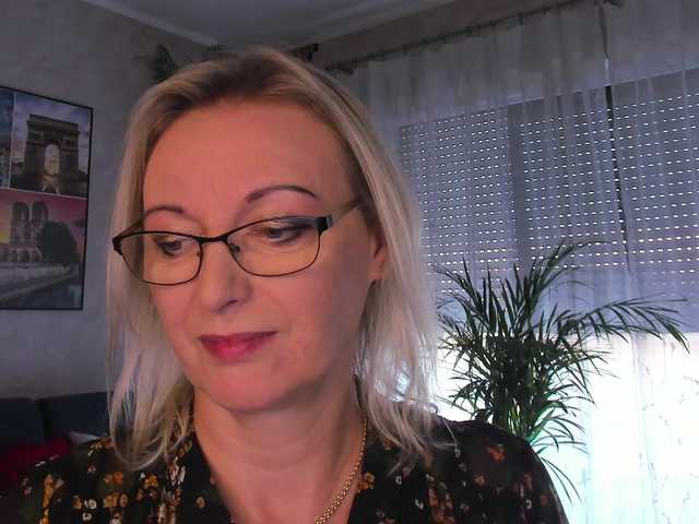 SoftVANESSA live webcam show