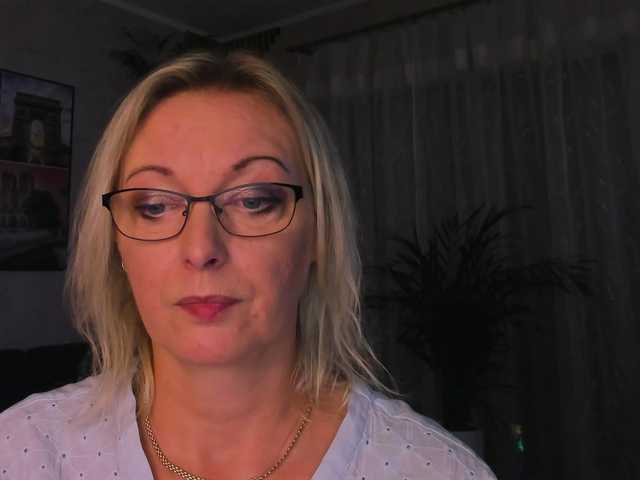 SoftVANESSA live cam on BongaCams