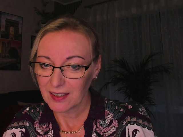 SoftVANESSA live cam on BongaCams