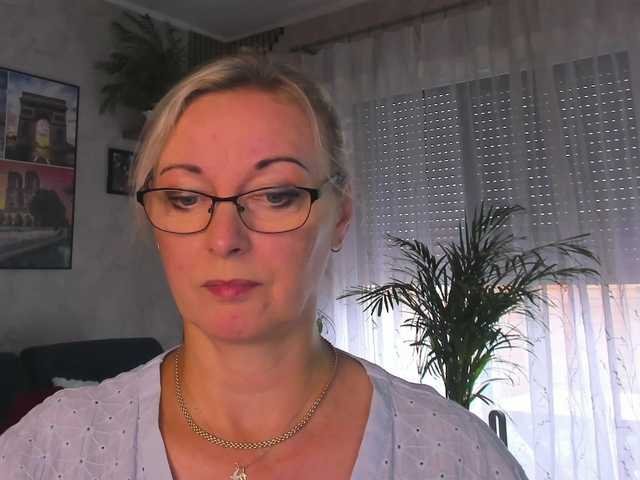 SoftVANESSA live cam on BongaCams