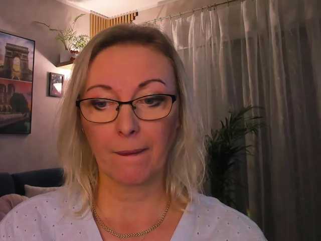 SoftVANESSA, en directo ahora en BongaCams