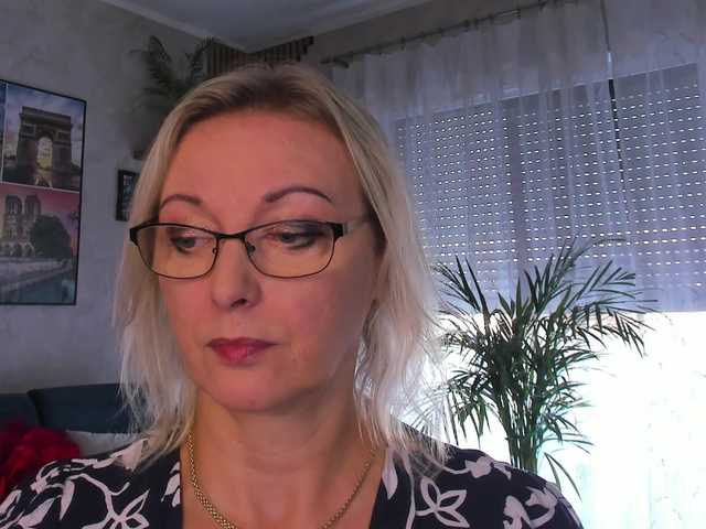 SoftVANESSA live webcam show