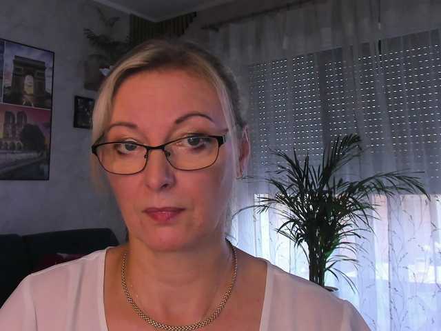 SoftVANESSA live cam on BongaCams