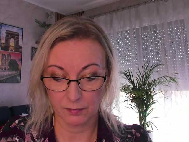 SoftVANESSA live cam on BongaCams