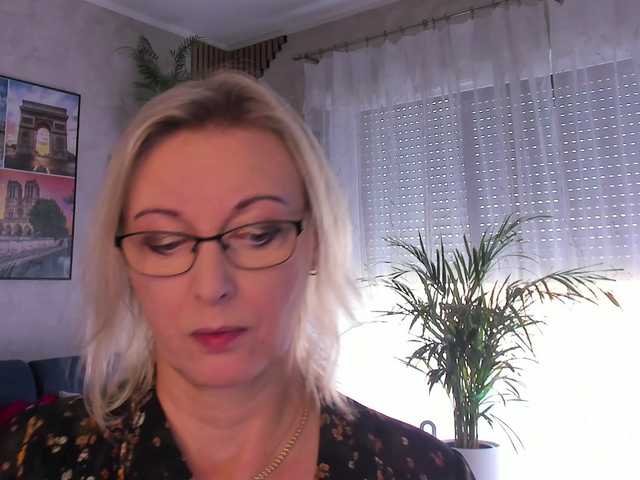 SoftVANESSA live webcam show