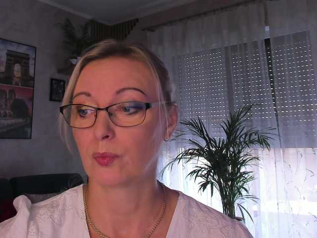 SoftVANESSA live webcam show