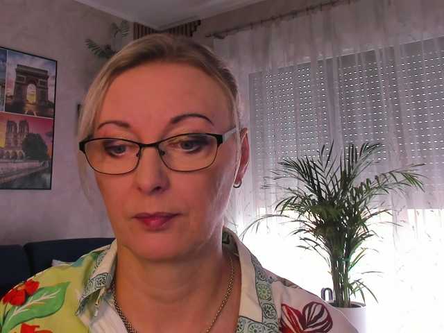 SoftVANESSA live cam on BongaCams