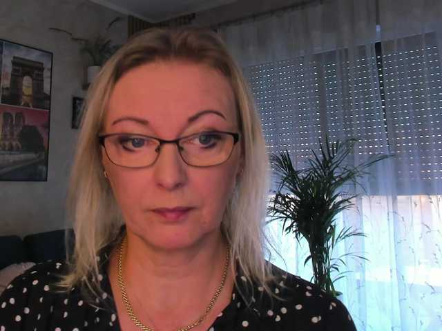 SoftVANESSA live cam on BongaCams