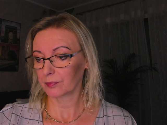 SoftVANESSA live cam on BongaCams