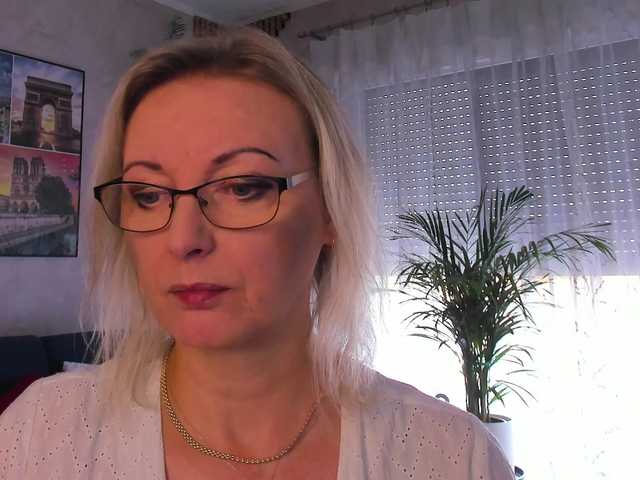 SoftVANESSA live cam on BongaCams