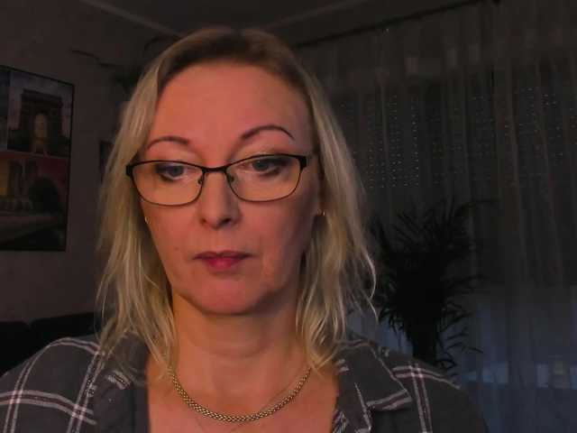 SoftVANESSA live cam preview