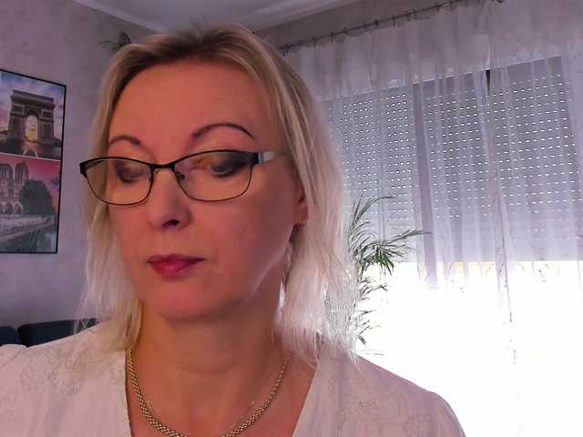 SoftVANESSA live webcam show