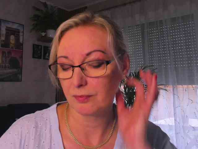 SoftVANESSA Live Webcam on BongaCams