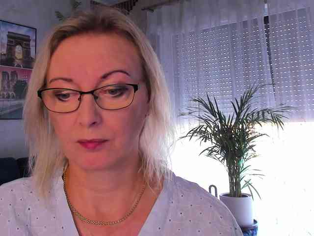SoftVANESSA Live Webcam on BongaCams