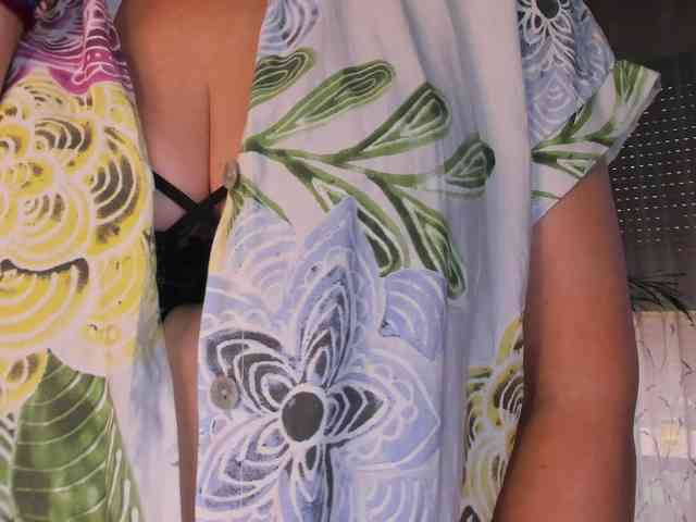 SoftVANESSA Live Webcam on BongaCams