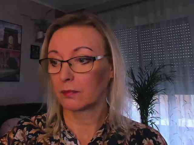 SoftVANESSA Live Webcam on BongaCams