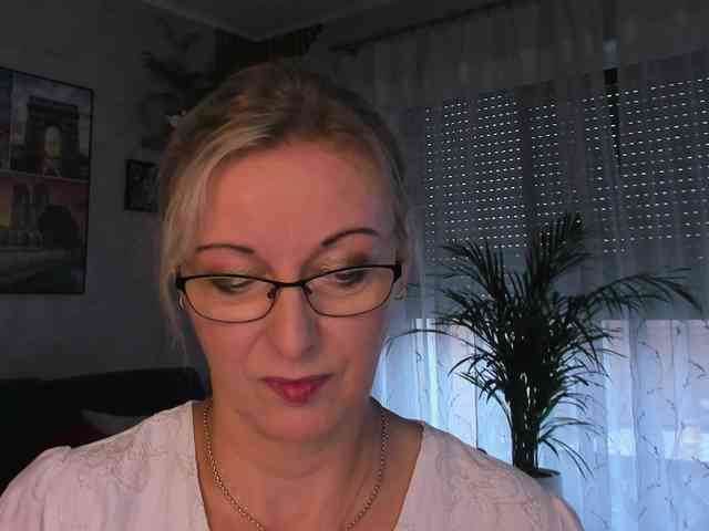 SoftVANESSA Live Webcam on BongaCams