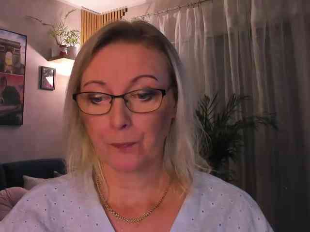 SoftVANESSA's webcam live show