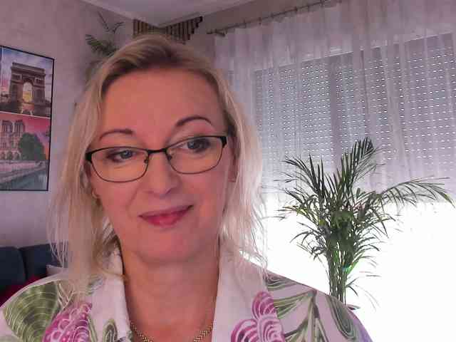 SoftVANESSA Live Webcam on BongaCams