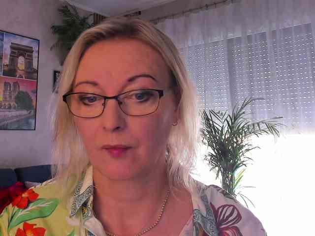 SoftVANESSA Sex Cam Show