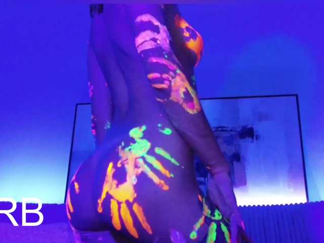 su4e4ka5555 live cam on BongaCams
