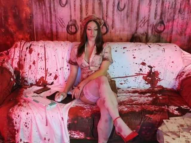 su4e4ka5555 live cam on BongaCams