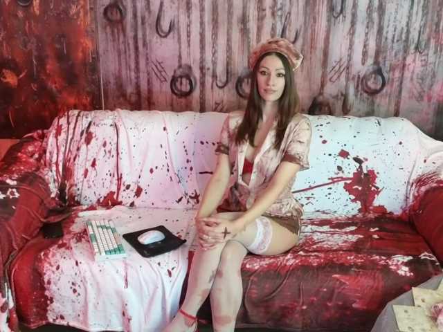 su4e4ka5555 live cam on BongaCams