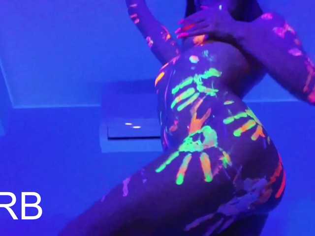 su4e4ka5555 live cam on BongaCams