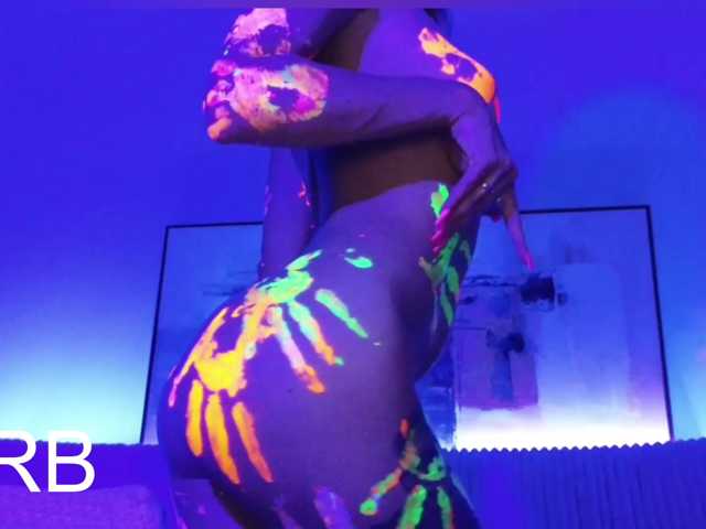 su4e4ka5555 live cam on BongaCams