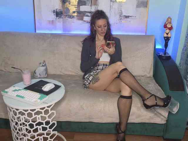 Dina5555 webcam