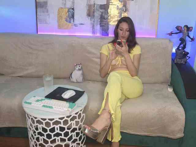 Dina5555 webcam