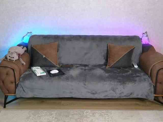 Dina5555 webcam