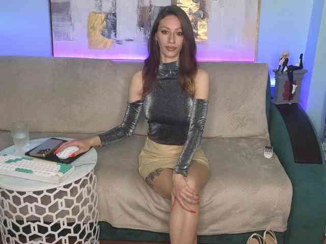 Dina5555 webcam