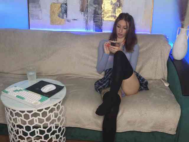 Dina5555 webcam