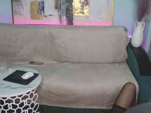 Dina5555 webcam