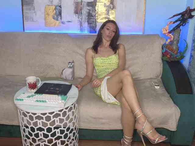 Dina5555 webcam