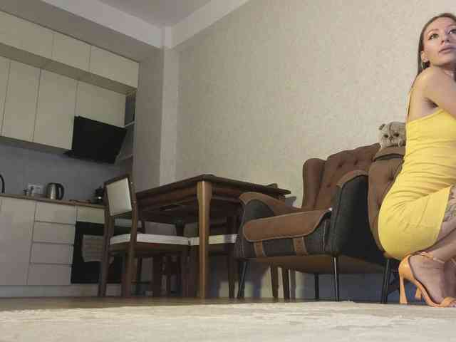Dina5555 webcam
