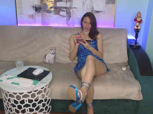 Dina5555 webcam