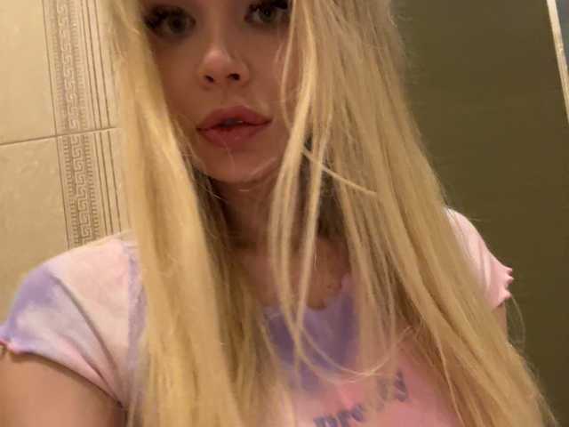  x-NaStyA-x chat room