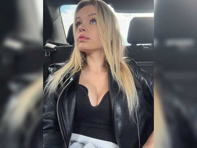 -Riviera-