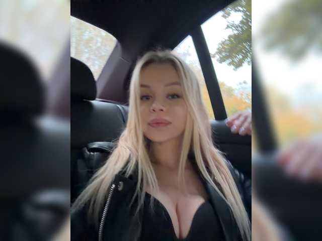 -Riviera- live cam