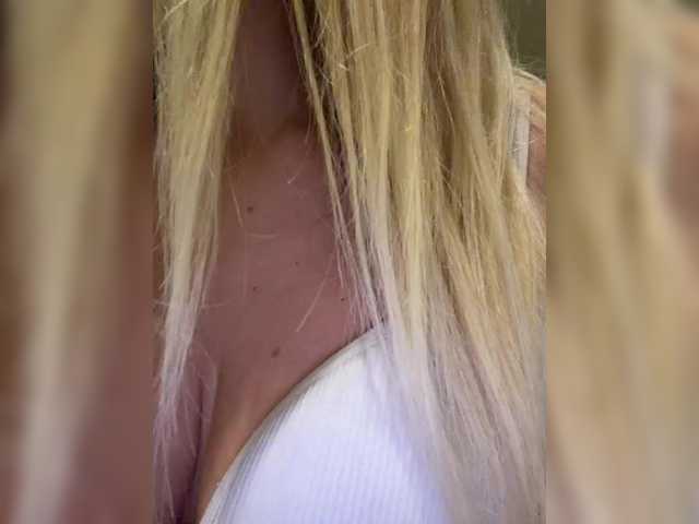 -Riviera-