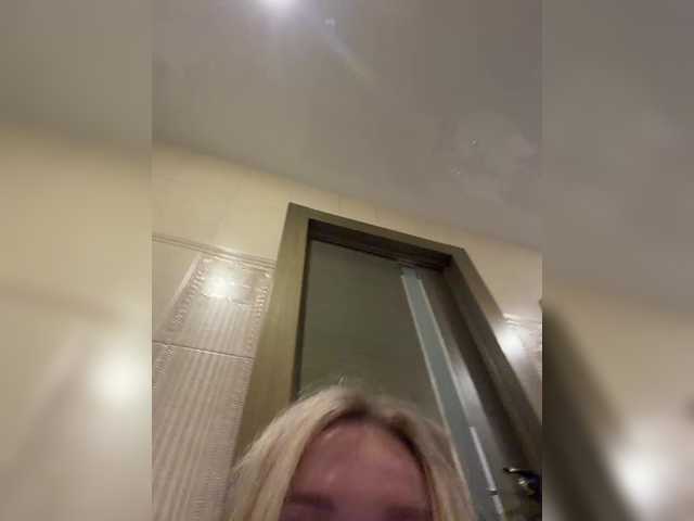 -Riviera- live webcam show
