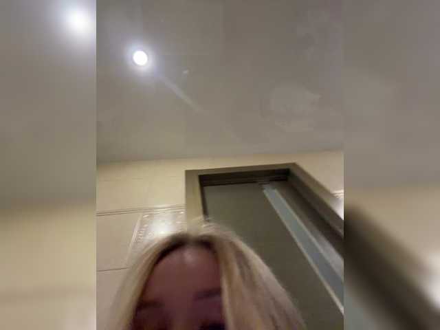 -Riviera- live webcam show