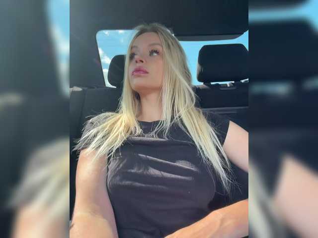 x-NaStyA-x live webcam show
