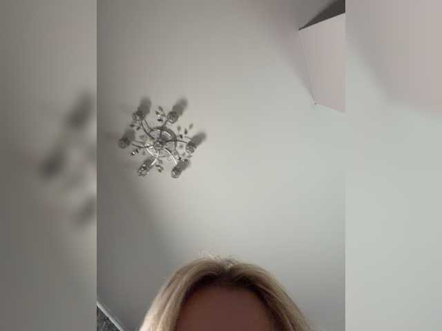 -Riviera- live cam on BongaCams