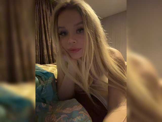  x-NaStyA-x chat room