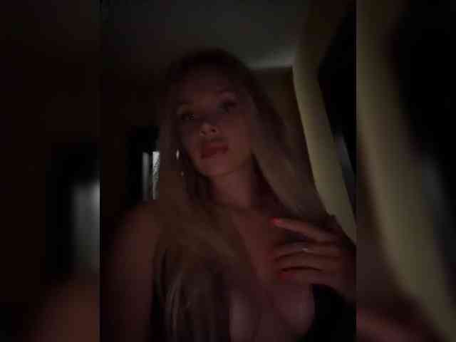 x-NaStyA-x Sex Cam Show